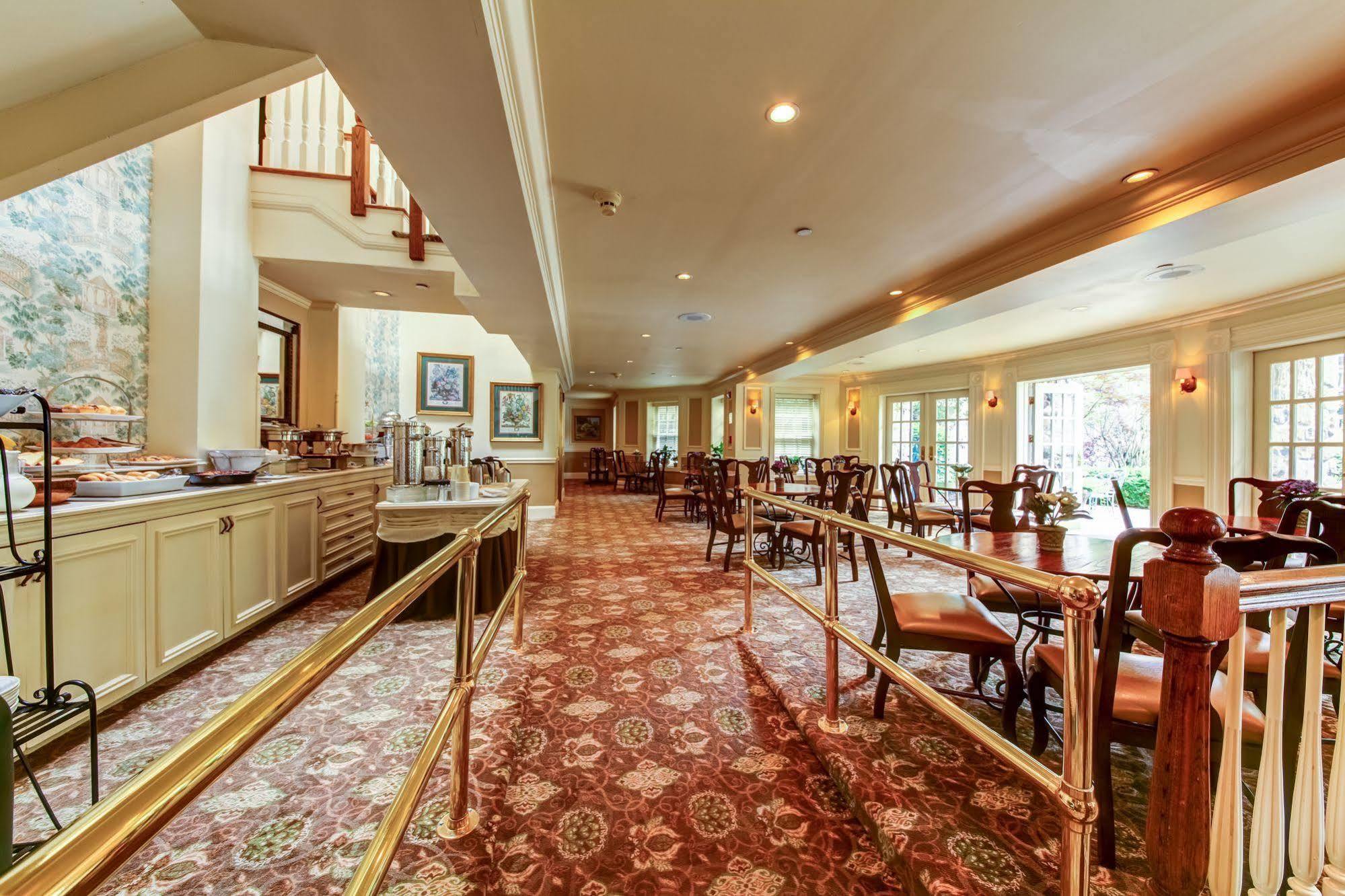 The Olde Mill Inn Basking Ridge Bagian luar foto